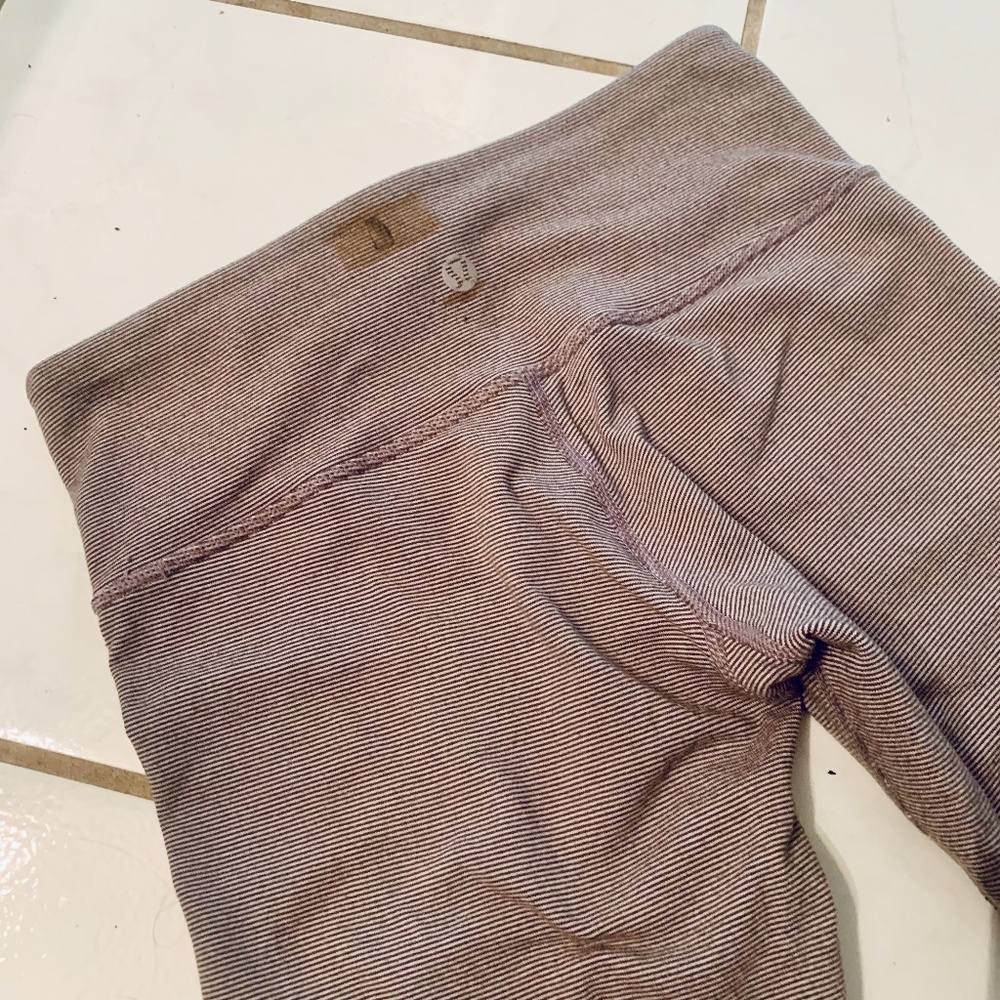 Striped lululemon Cropped Leggings